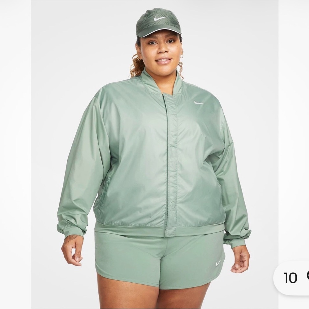 Nike Swoosh Run Women's Running Jacket